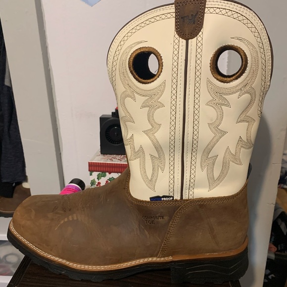 Men’s boots - Picture 1 of 4